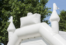 Kaufen sie weiße standard-hüpfburg mit hochzeitsthema in form einer kinderburg. Kaufen sie hüpfburgen online bei JB-Hüpfburgen Deutschland