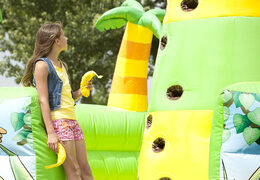 Aufblasbarer Kletterberg ohne Dach mit Wände im Thema Dschungel für Kinder zu kaufen