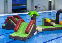 Aufblasbarer kletterparcours 16 meter langer schwimmbecken-parcours double hawaii run XL mit verschiedenen spannenden objekten für jung und alt. Bestellen sie aufblasbare schwimmbecken-hindernisparcours jetzt online bei JB-Hüpfburgen Deutschland