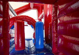 Mittelgroße aufblasbare multiplay-hüpfburg mit rutsche im feuerwehr-design für kinder. Bestellen sie aufblasbare hüpfburgen online bei JB-Hüpfburgen Deutschland