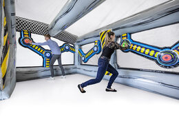 Bestellen Sie eine aufblasbare Arena für IPS-Spiele