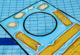 Bestellen sie Überlebensmatte mit loch in verschiedenen größen und farben für kinder. Kaufen sie aufblasbare poolspiele jetzt online bei JB-Hüpfburgen Deutschland