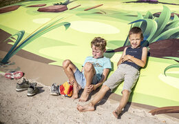 Zum verkauf steht ein individueller luftberg mit märchenmotiv für kinder. Bestellen sie individuelle luftberge bei JB-Hüpfburgen Deutschland