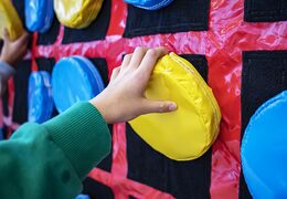 Bestellen sie aufblasbares Tic Tac Toe spiel für kinder. Kaufen sie hüpfburgen online bei JB-Hüpfburgen Deutschland