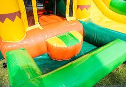 Kaufen sie eine aufblasbare mini-multiplay-hüpfburg mit dschungelmotiven und rutsche für kinder. Bestellen sie aufblasbare hüpfburgen online bei JB-Hüpfburgen Deutschland