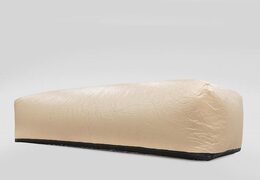 Kaufen Sie eine Autokapsel, um Ihr Auto oder ein anderes Fahrzeug draußen zu parken