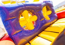 Mega Parcours High Voltage Adventure Run mit Spannungsthema bestellen bei JB Inflatables