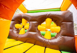 Bestellen Sie bei JB Inflatables einen Mega-Dschungel-Hindernisparcours