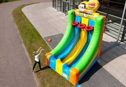 Hohes Basketballspiel