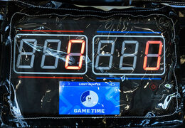 Bestellen Sie ein interaktives Spiel online bei JB Inflatables