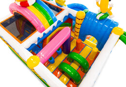 Innenseite des Hüpfburges mit Bögen, Säulen und Aufprallsäcken bei JB zu verkaufen