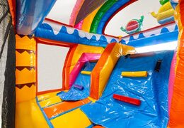 Kletterwand von Multiplay Dubbelslide im Sommerparty-Thema in Blau, Gelb, Orange