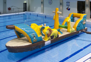 Kaufen sie luftdichtes aufblasbares schiff im dschungel-thema für jung und alt. Bestellen sie aufblasbare wasserattraktionen jetzt online bei JB-Hüpfburgen Deutschland