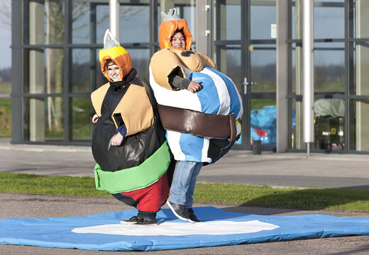 Bestellen sie aufblasbare sumo-anzüge von asterix & obelix für jung und alt. Kaufen sie aufblasbare sumo-anzüge online bei JB-Hüpfburgen Deutschland