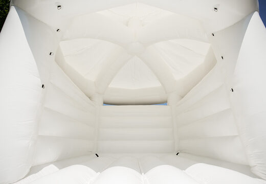 Kaufen sie einen standard-karussellwippe in einem hochzeitsthema für kinder. Bestellen sie hüpfburgen online bei JB-Hüpfburgen Deutschland