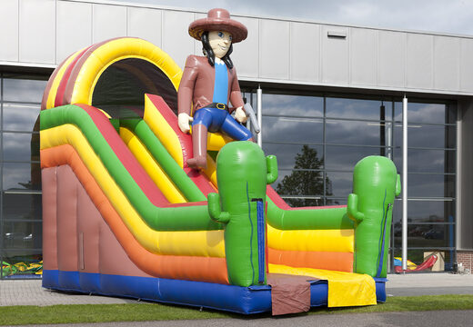 Aufblasbare strandrutsche mit planschbecken, beeindruckendem 3D-objekt, frischen farben und den 3D-hindernissen für kinder. Bestellen sie aufblasbare Rutschen jetzt online bei JB-Hüpfburgen Deutschland