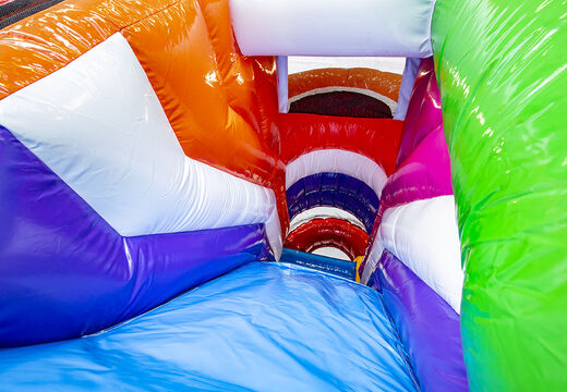 Mittelgroße aufblasbare hüpfburg im flamingo-design mit rutsche für kinder. Bestellen sie aufblasbare hüpfburgen online bei JB-Hüpfburgen Deutschland