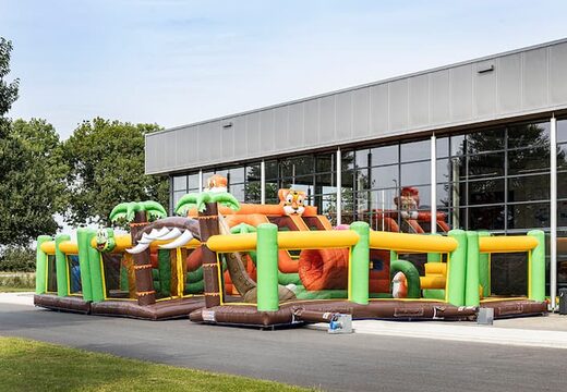 Bestellen sie farbigen aufblasbaren park im dschungel-thema für kinder. Kaufen sie hüpfburgen online bei JB-Hüpfburgen Deutschland