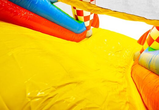 Bestellen Sie einen 13 m langen aufblasbaren Hindernisparcours im Comic-Design für Kinder. Kaufen sie aufblasbare hindernisparcours jetzt online bei JB-Hüpfburgen Deutschland