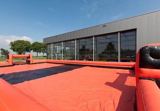 Orange mit schwarzem Fußball-Soap-Track zu verkaufen