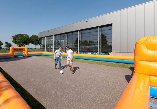 Aufblasbares Fußball-Brettspiel online kaufen