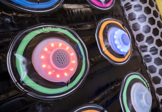 Kaufen Sie interaktive LED-Spots für ein einzigartiges Spielerlebnis bei JB Inflatables
