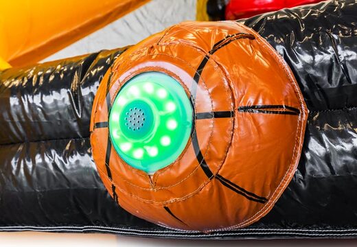 Interaktives System zur Verwendung beim Hüpfburgspiel