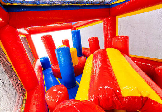 Kriechloch und Säulen im Modul für Hindernisbahn-Erweiterung im Achterbahn-Thema