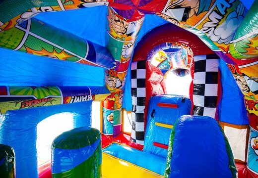 Bestellen Sie noch heute die A-frame Super Comic Hüpfburg im Comic-Stil bei JB Inflatables
