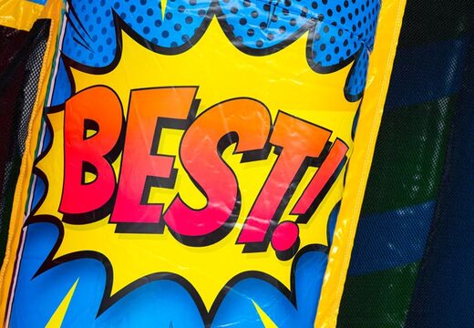 Kaufen Sie das A-frame Super Comic Hüpfburg mit Comicstreifen-Design, perfekt für Vermieter