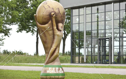 Kaufen sie eine aufblasbare 3D FIFA World Club produkterweiterung. Bestellen sie aufblasbare 3D-objekte jetzt online bei JB-Hüpfburgen Deutschland